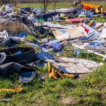 Stacchini, monta la polemica dopo lo stop alla bonifica