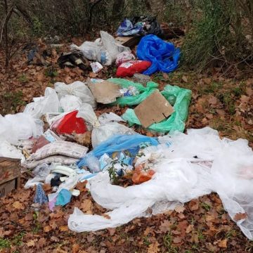 Monte Ripoli tra i rifiuti: sanzionate 30 persone