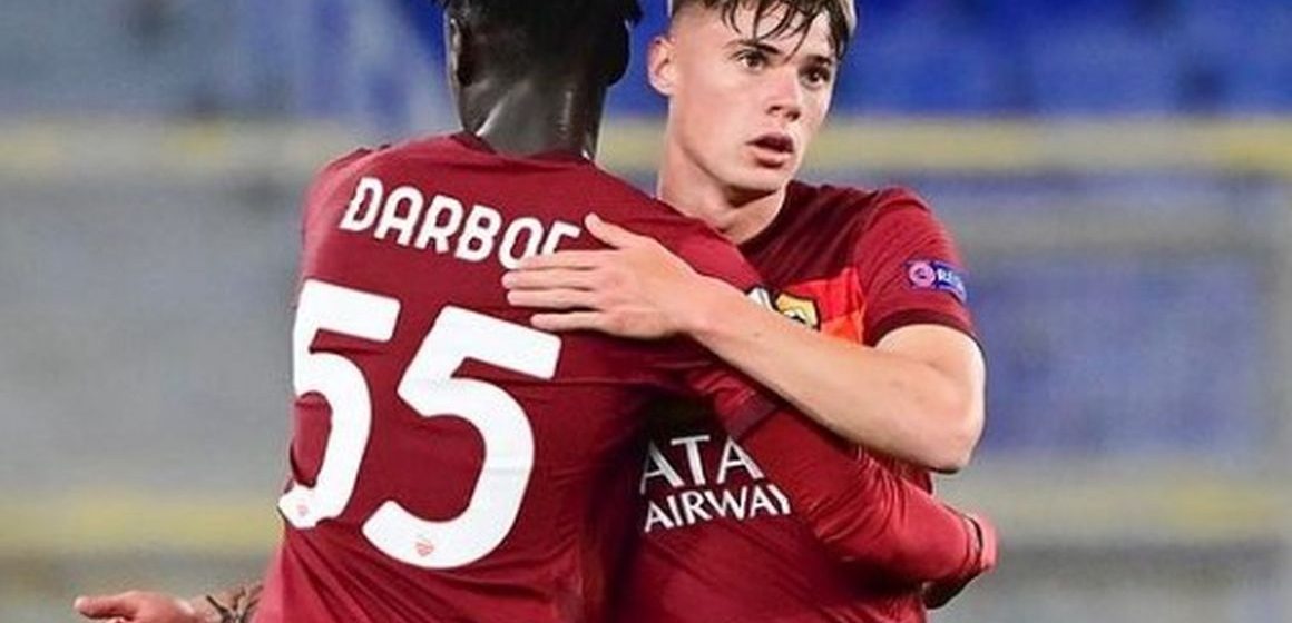 Nato a Tivoli segna contro il Manchester: esordio dorato per il calciatore della Roma Zalewski