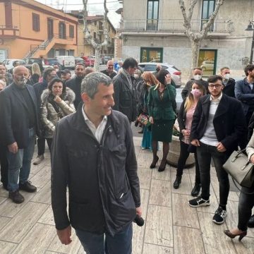 Guidonia, boom di presenze per Lombardo sindaco