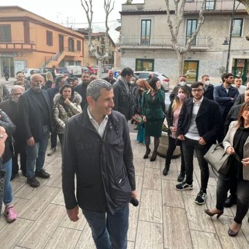 I “moderati” della civica di Cuccuru passano con Lombardo che ora è “dinamico”