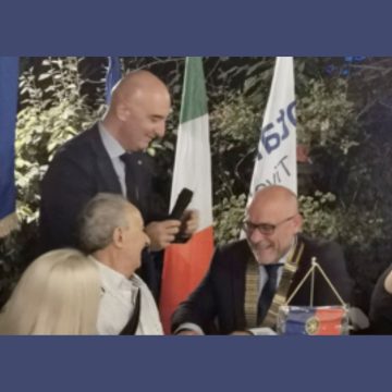 Tivoli, passaggio della campana per il Rotary Club: il presidente è Gianfranco Dragone