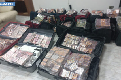 Arresto 29enne Guidonia foto: Polizia di Stato